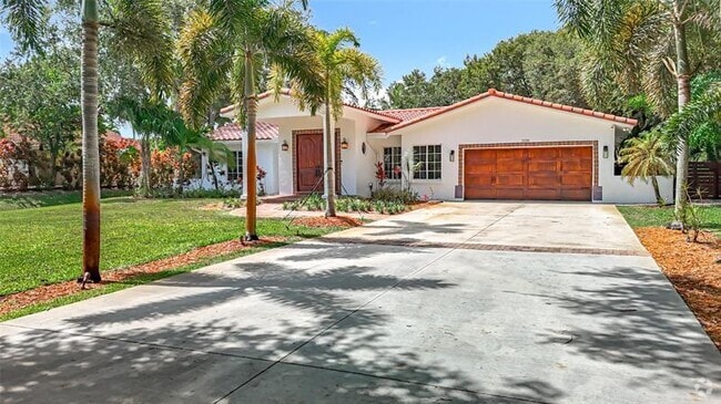 Building Photo - 12100 NW 4th St Rental