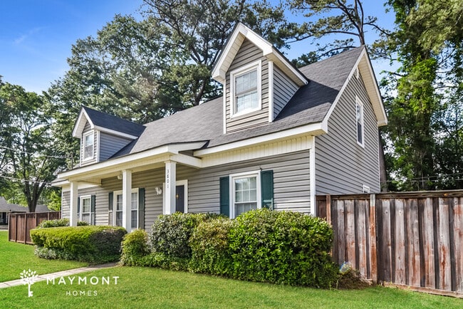 Photo - 3801 Cedar Ave