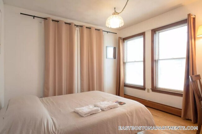 Photo - 28 Orleans St Unidad 3