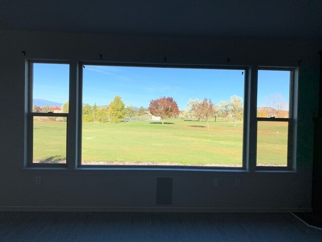 Photo - 3 Bedroom, 2 Bathroom Home - Harbor Isles