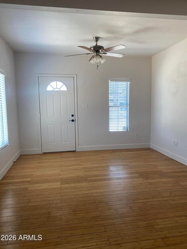 1513 W Taylor St
