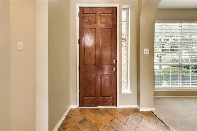 Photo - 9304 Regal Oaks Dr