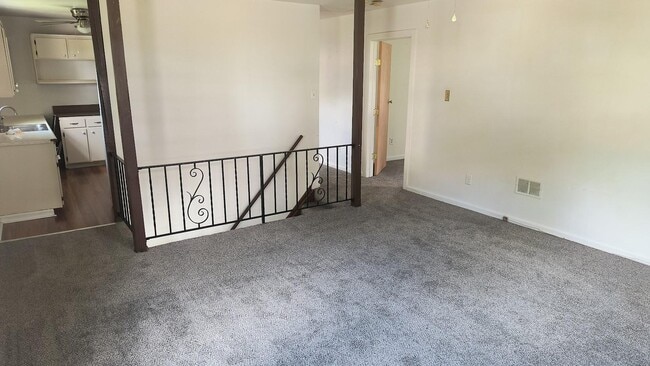 Photo - 324 E Grant St Unidad Duplex