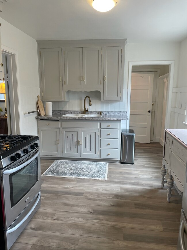 Photo - 3547 Main St NE Unit # 2