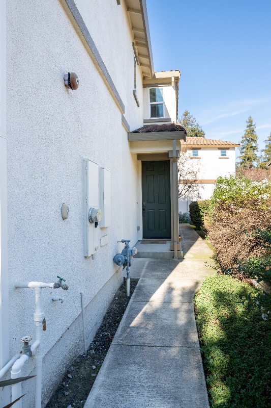 Photo - 859 Gary Lee King Common