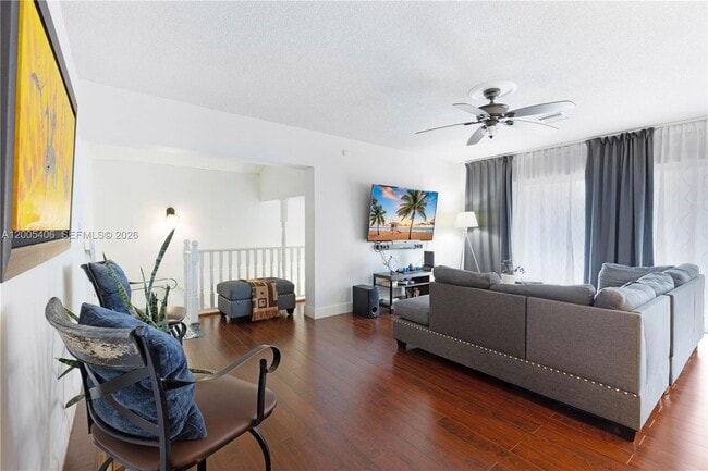 Building Photo - 8390 N Missionwood Cir Unit D-18