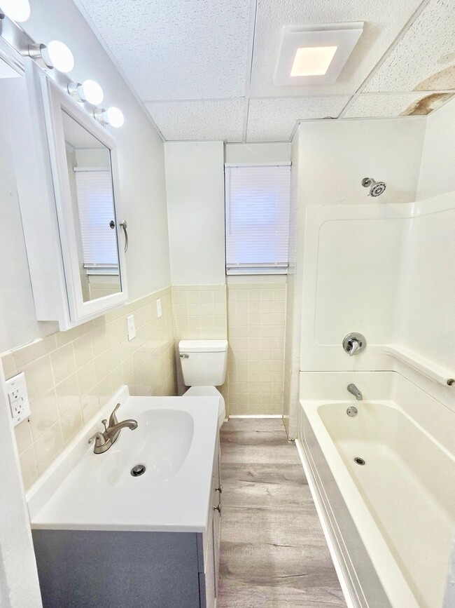 53 Sisson St Unit 1