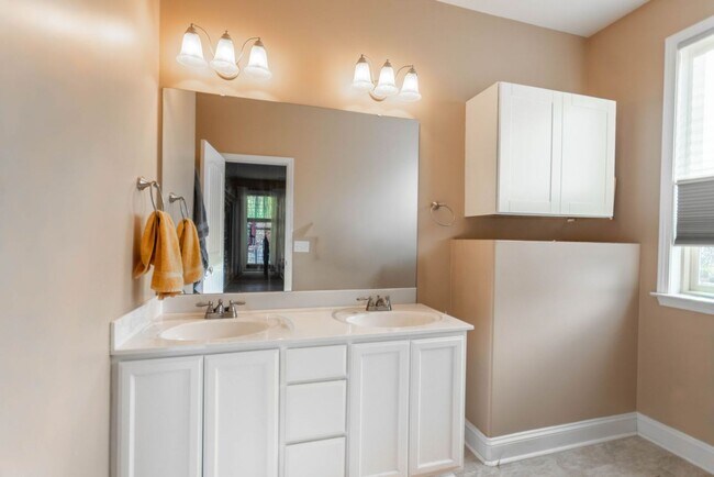 Photo - Fantastic Location & Price