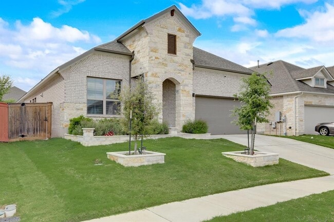 Building Photo - 2629 Longhorn Ranch Ct