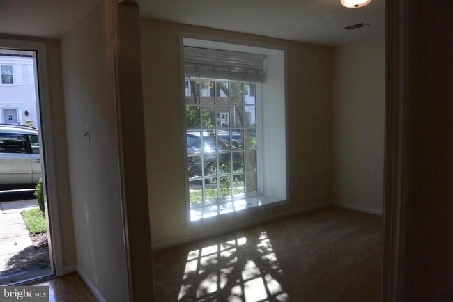 Building Photo - 6750 Towne Lane Rd