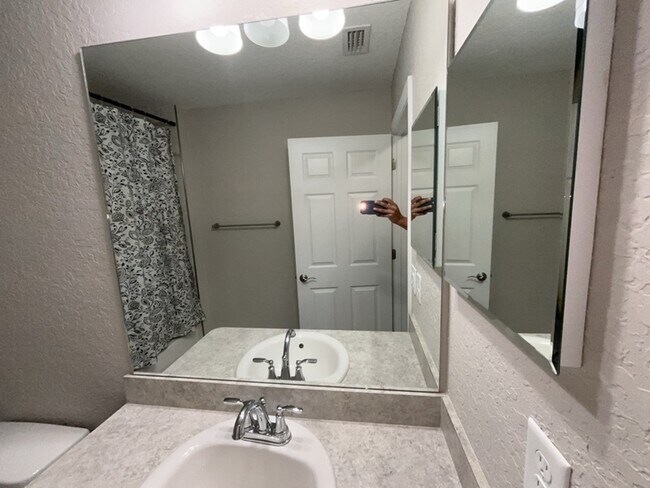 Photo - 3099 W Viking Ln