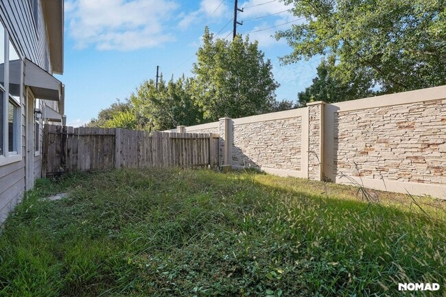 Photo - 6107 Shelbourne Park Ln