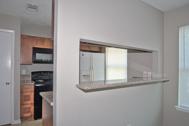 Photo - 6327 Porterway Dr