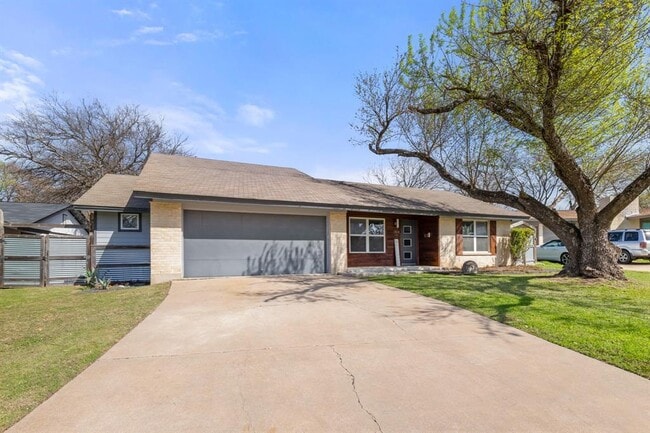 Photo - 3104 Candlelight Ct