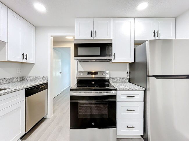 Photo - Renovated 2 Bedroom 1 Bathroom Apartment |... Unit 11