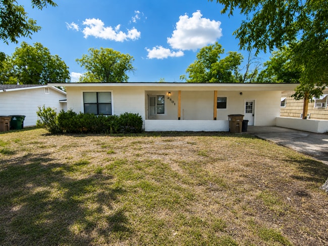 Building Photo - 2501 Baylor Ave