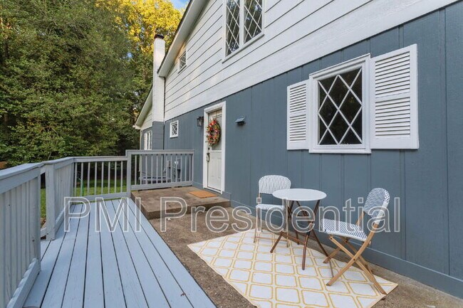 Photo - 4560 E Williamsburg Rd