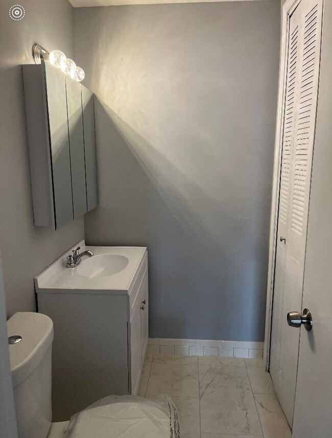 Photo - RIVERSIDE CHATEAU ASSOCIATES LP Unit 208