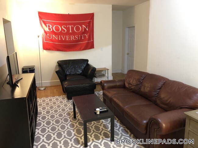 Photo - 316 St Paul St Unidad 3