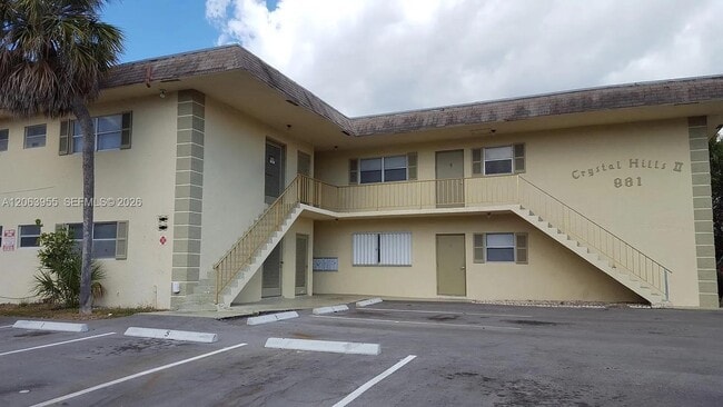 Building Photo - 961 NW 45th St Unit 6