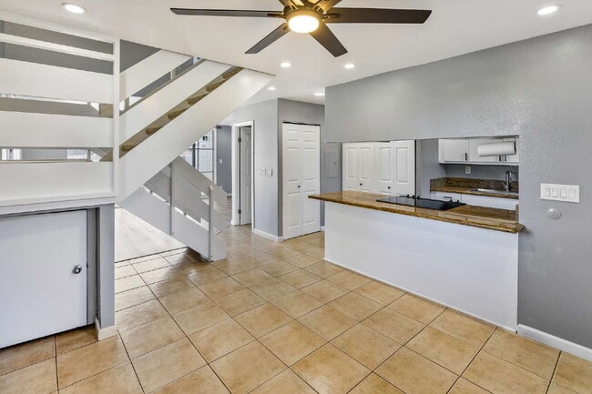 Photo - FOR RENT – 3BD / 2.5BA Townhome in Holaniku Hale (Mililani) Unidad #144