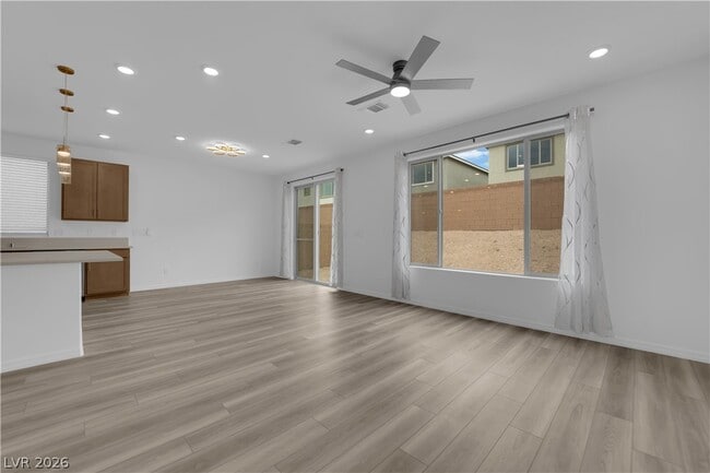 Photo - 10239 Estancia Hl St