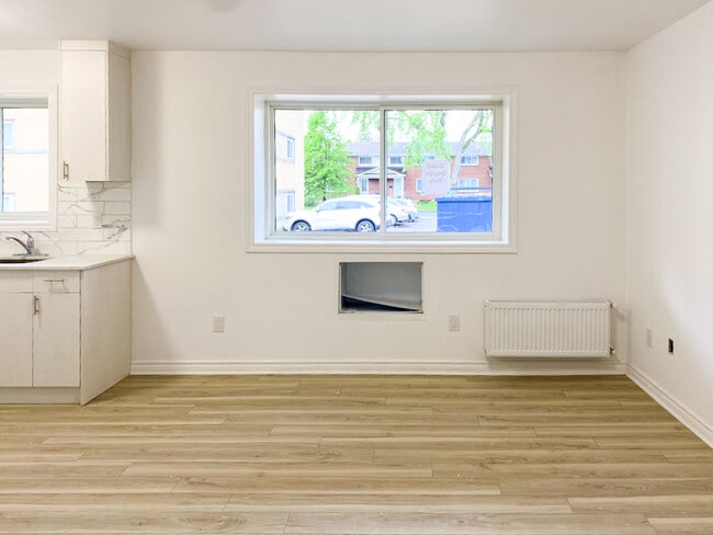 Photo - 630 Cummings Ave Unit 103