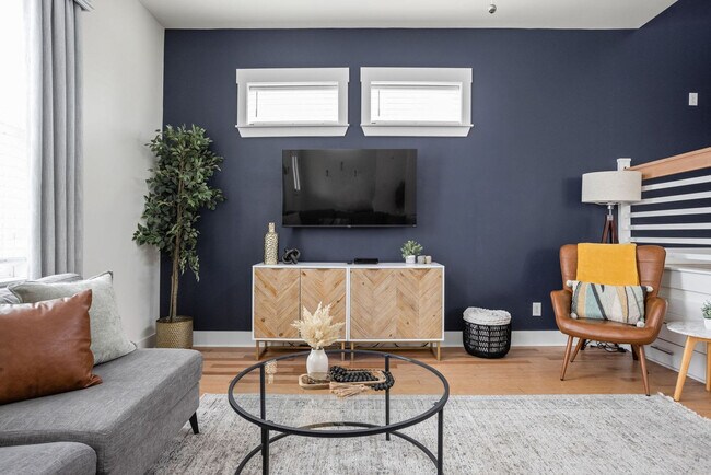 Photo - 1616 Pleasant St Unit ID1303778P