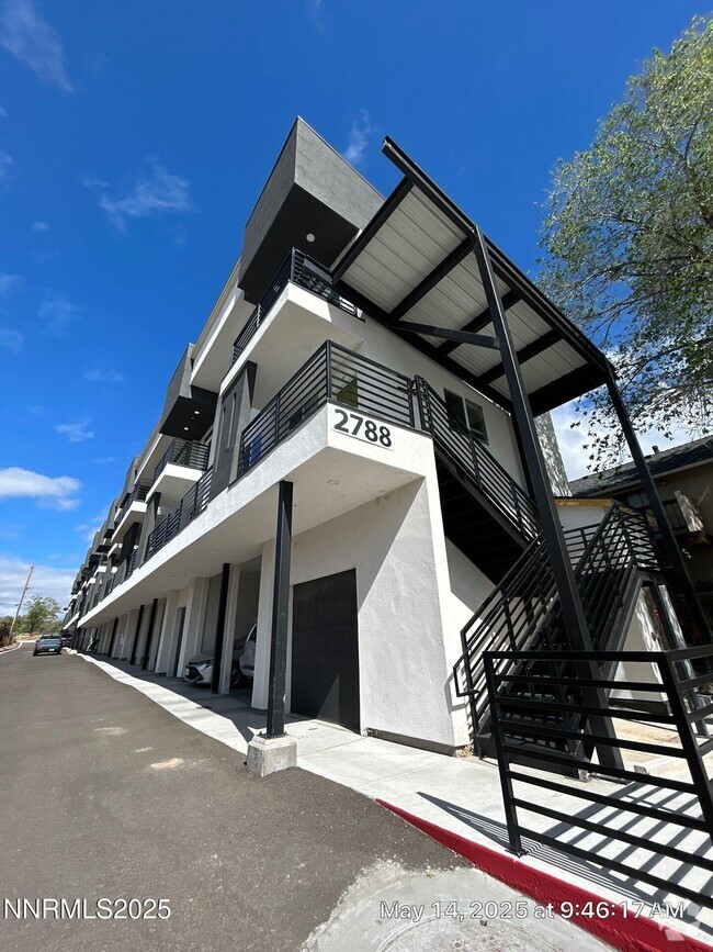 Building Photo - 2788 Plumas St Rental
