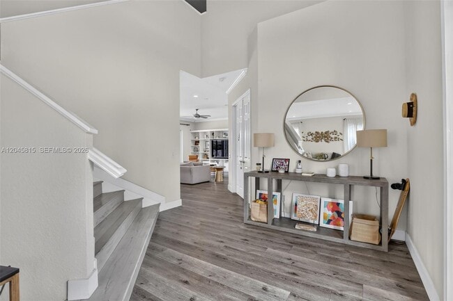 Photo - 981 Waterside Cir