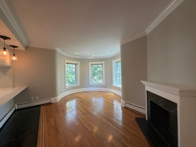 Photo - 59 Longwood Ave