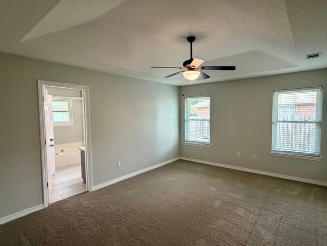 Photo - 4633 Ridge Pointe Dr