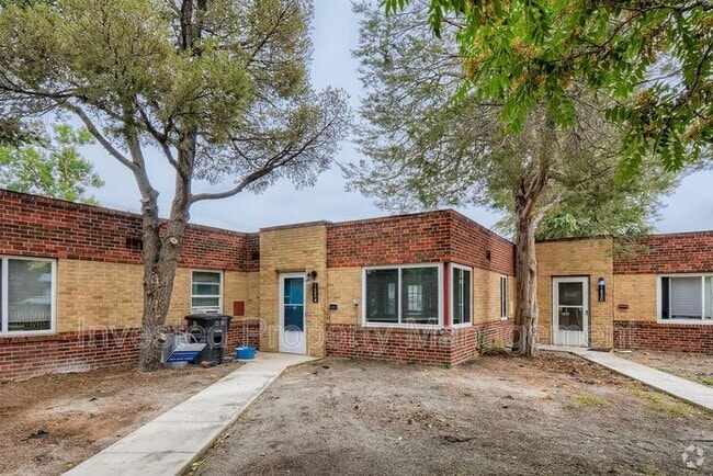 Building Photo - 1534 Verbena St Rental