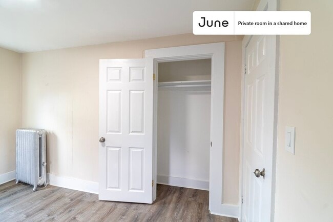Photo - Room in Shared 7 bed/2 bath home Unidad F