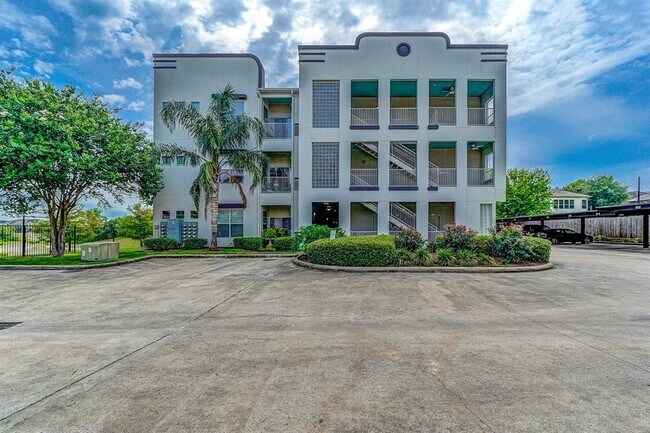 1441 East St Unit 309