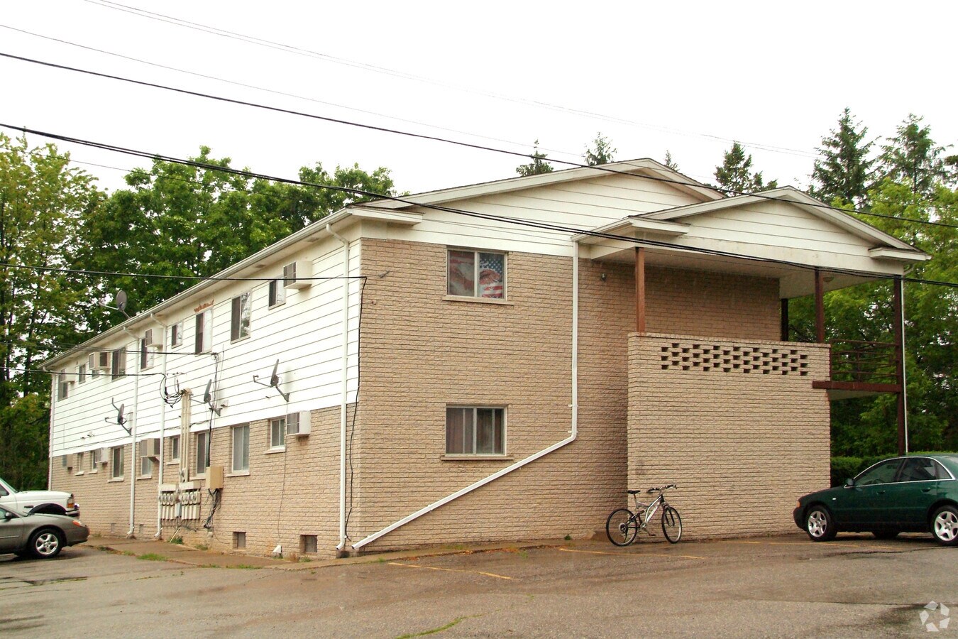 Photo - Oakview Manor