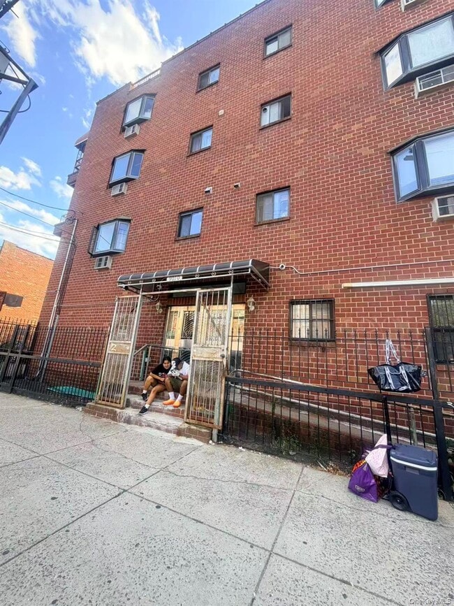 Building Photo - 90-70 51st Ave Unit 4A