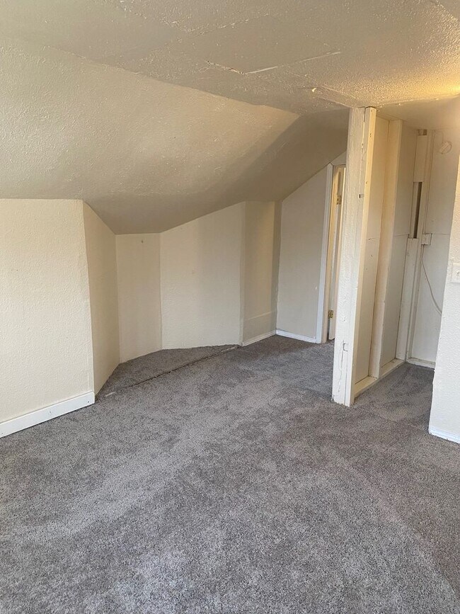 Kendal Yards area charmer Rental House Rental in Spokane, WA