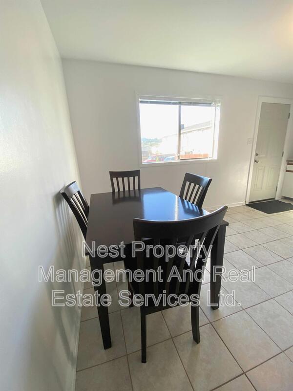 34 Little Wedeene St