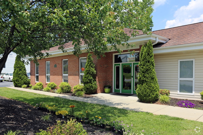 Cottages at Greensboro - Cottages at Greensboro Apartments