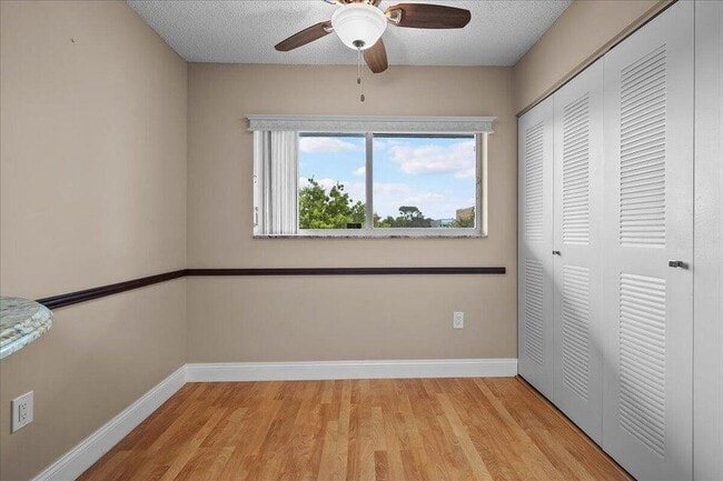 Photo - 4734 Lucerne Lakes Blvd E Unidad 302