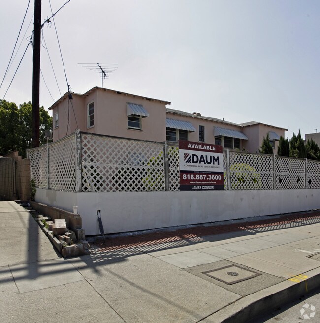 Building Photo - Whitsett Estates