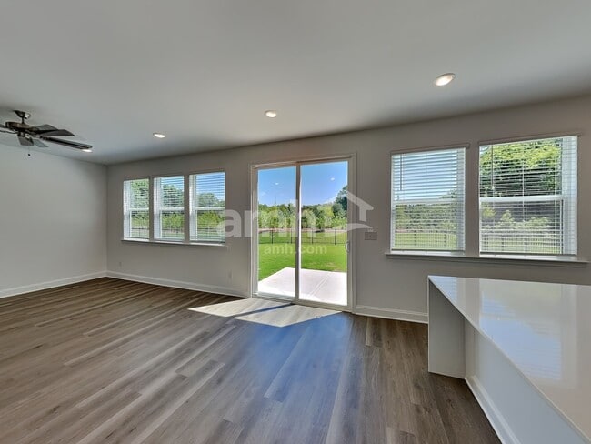 Photo - 4015 Williams Pond Rd