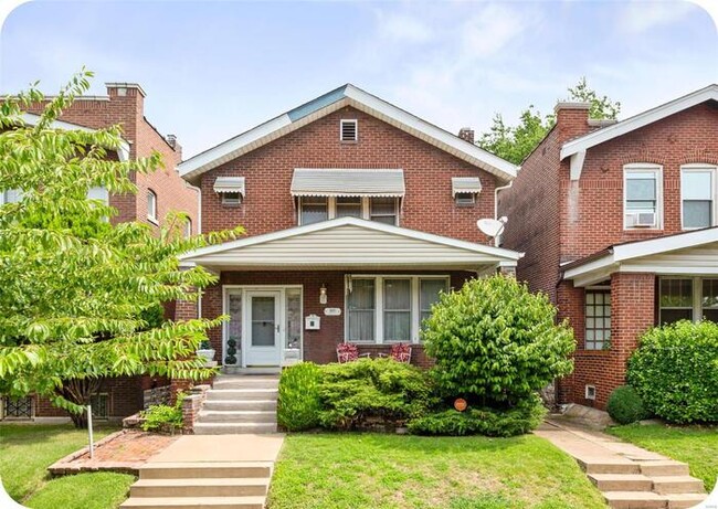 Building Photo - Fantastic 3bd/1.5ba home! Coming soon!