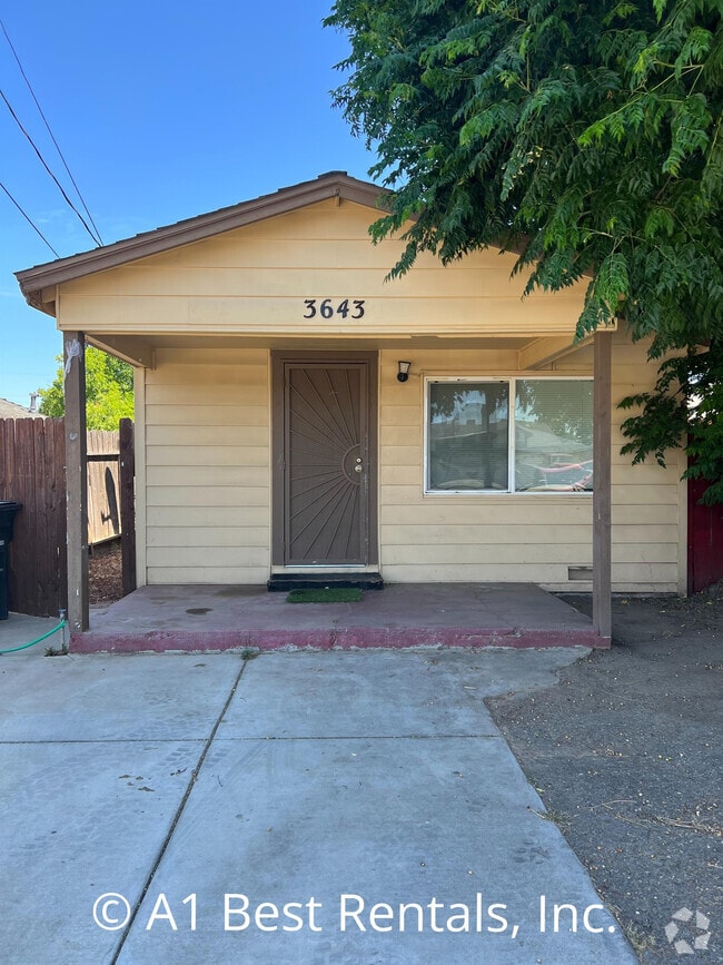Building Photo - 3643 Dakota Ave Rental