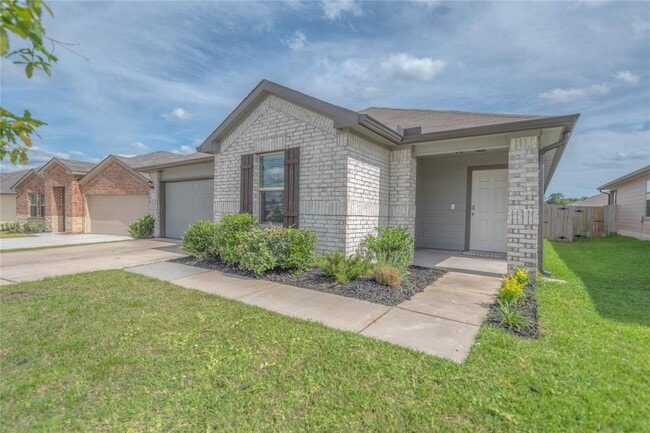 Photo - 204 Rockbridge Dr House