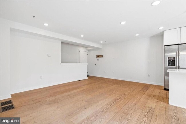 Photo - 1716 Cambridge St Unit 2