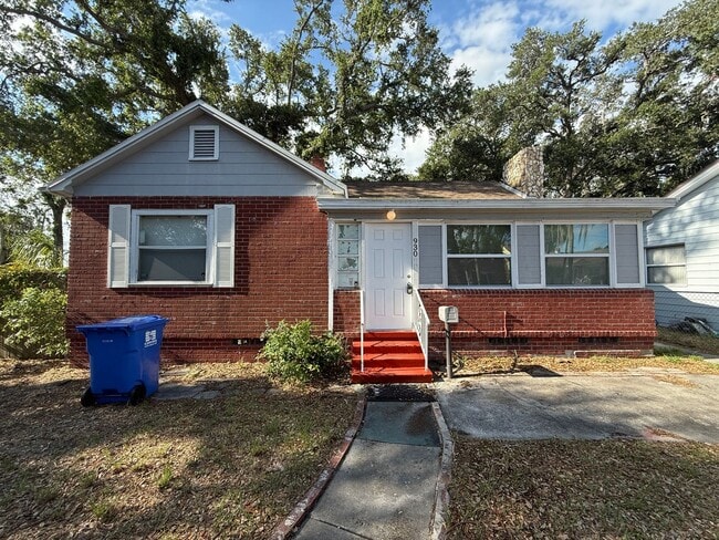 Building Photo - home for rent in South St. Pete
