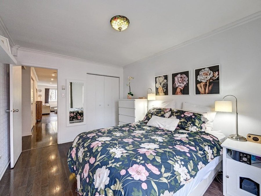 Photo - 7930 Roanoke Run