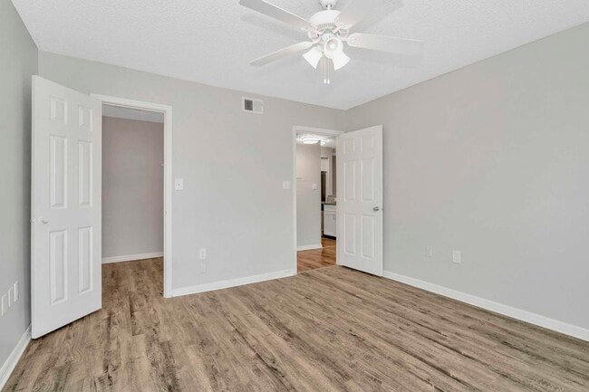 Photo - Essex Place Luxury Apartments